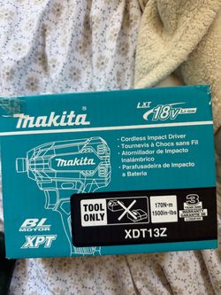 Makitas newest impact with flashlight on it