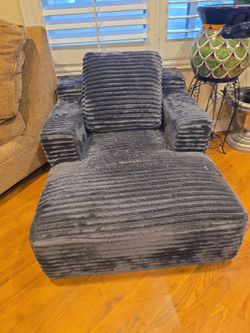 Green Corduroy Chaise Lounge Chair