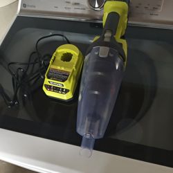 Ryobi Portable Car Vacuum 
