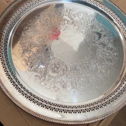 Beautiful Fancy 10” ( Silverplated )  Sandwich Plate