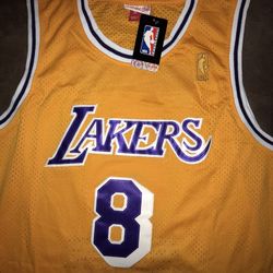 Lakers Kobe Bryant jersey throwback