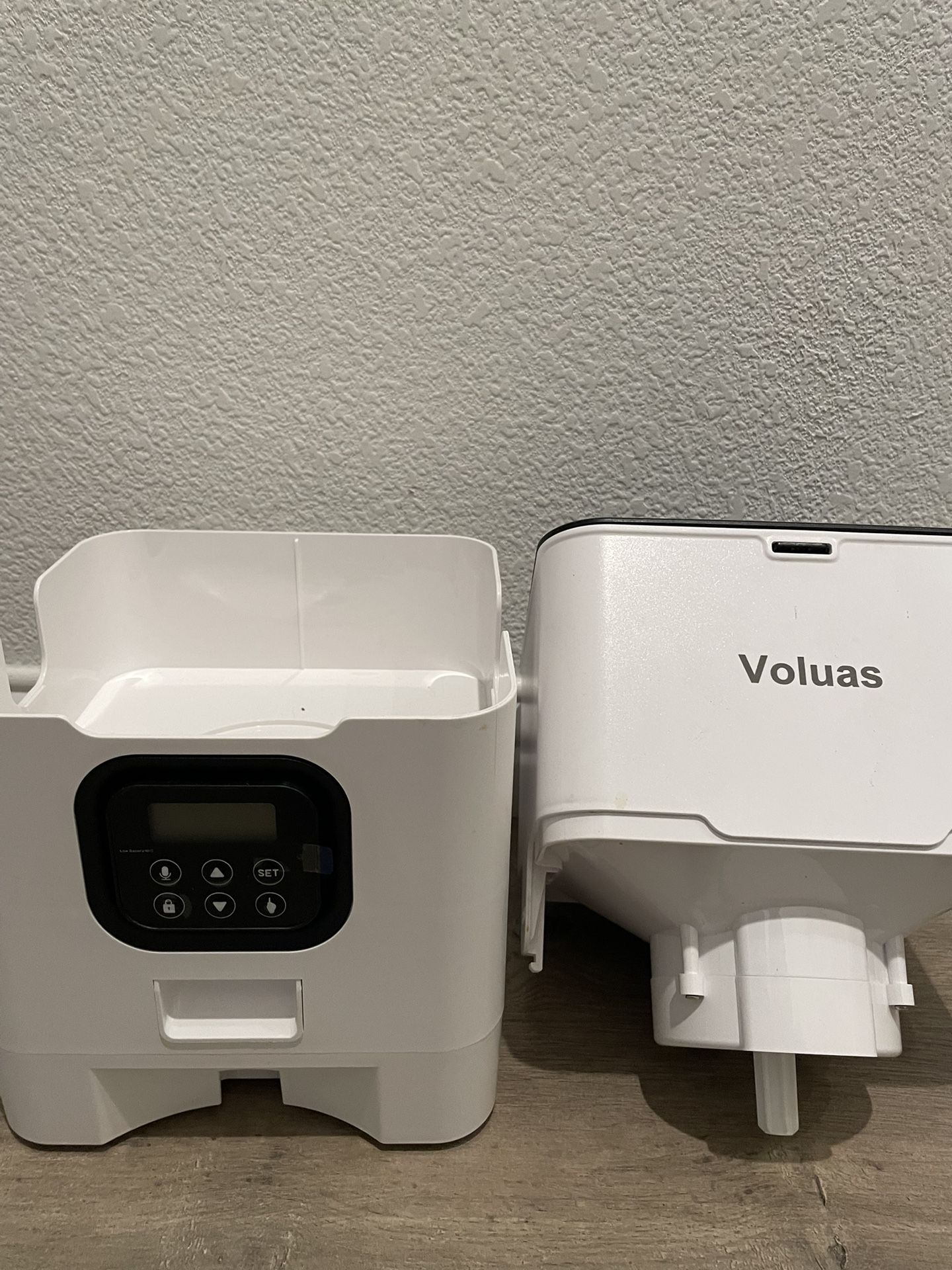 Automatic Pet Feeder