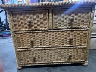 Light brown wicker bedroom set