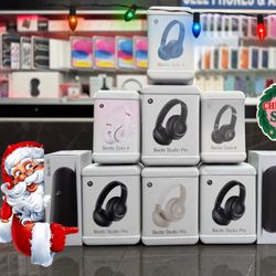 Beats Studio Pro, Beats Solo 4 & Beats Pill ((Take It Home In Payments/ llévatelo a casa en pagos) Starting At $120 