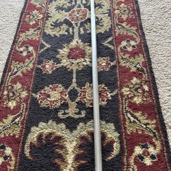 Shower Rod - works with spring pressure, no screws