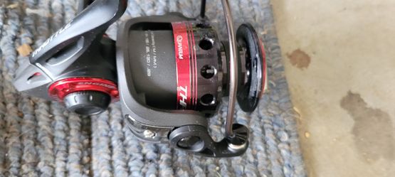 Quantum Throttle 30 Spinning Reel for Sale in Covington, GA - OfferUp