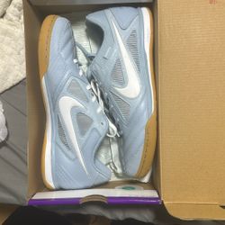 Nike Supreme SB Gato