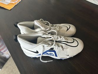 Nike Alpha Football Cleats