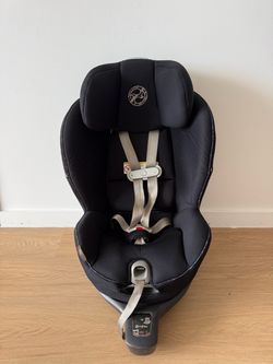 Cybex sirona s 360 turnable car sear