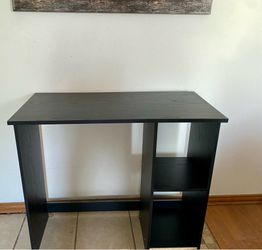 FREE Black desk