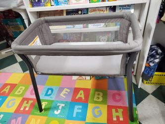Chicco Baby Bassinet