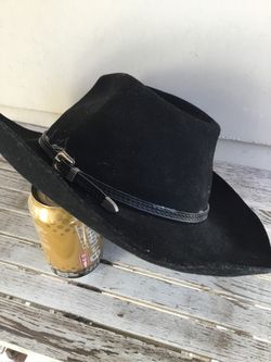 Old Black Hat.    South Austin.   Size Not Marked.  Approx Medium.  