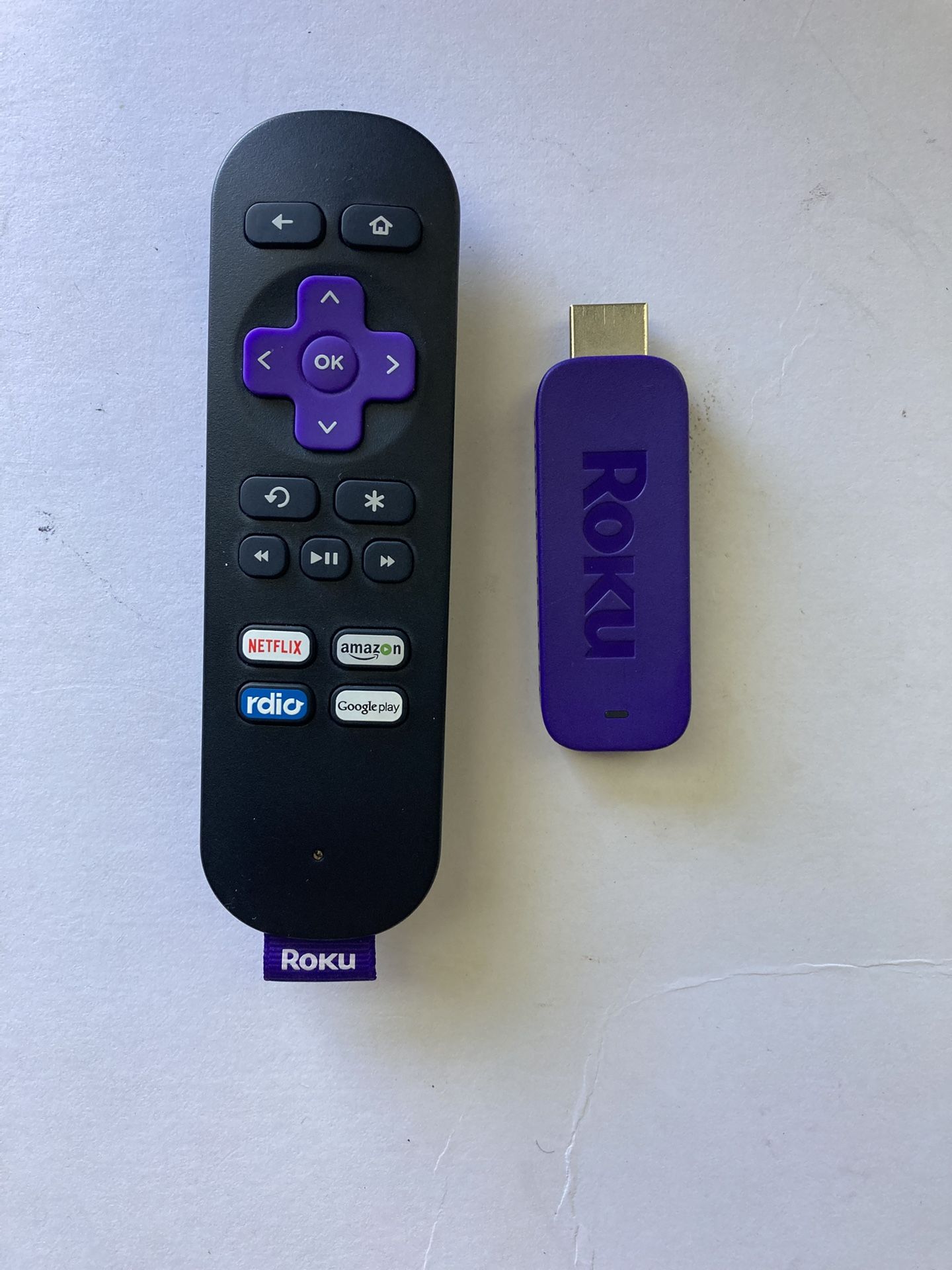 ROKU Streaming Stick, 4K, Powerful & Portable with Remote. No box