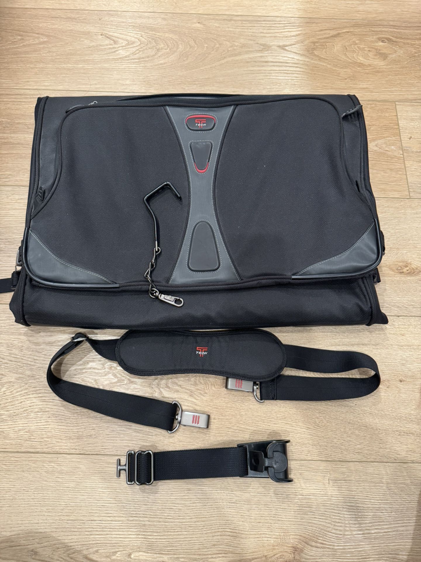Tumi Tech Garment Bag