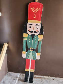 5 Foot Nutcracker Indoor Or Outdoor Covered Wooded Decoration 