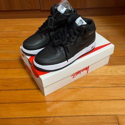 Nike Air Force 1 Mid Stussy