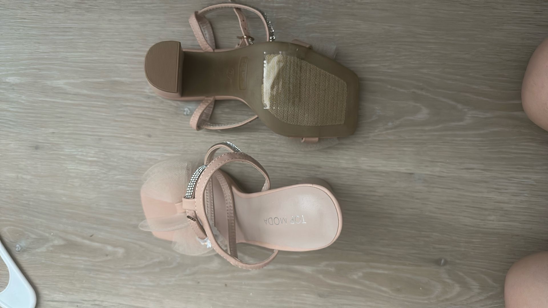 Brand New - Never Worn