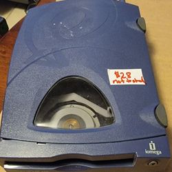 OEM iomega ZIP 250 MB Parallel Port External Drive & Box For PC UNTESTED AS IS $28
Harlingen near Walmart 
Antiques, Telephones & Flags
 