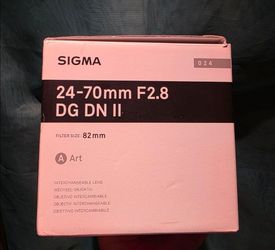 Brand new Sigma 24-70mm f/2.8 DG DN II Art Lens for Leica L mount