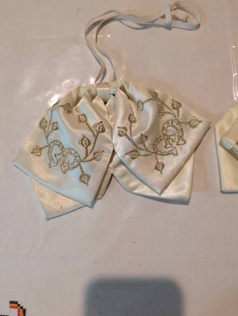 Moño De Charros 2pcs $20.00 Cada Uno