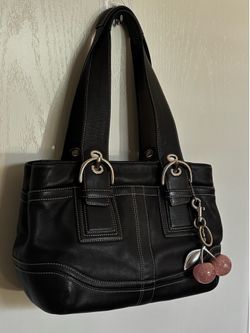 Coach Soho Leather Shoulder Bag / Small Tote style bag