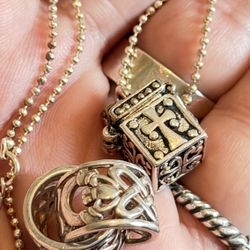 Vintage Sterling Silver Necklace With Box Pendant And A Pair Sterling Silver Celtic Design Earrings 