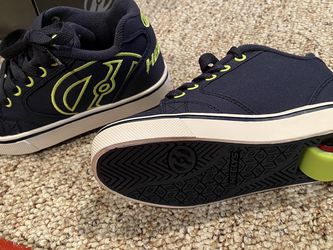 Heelys size 13