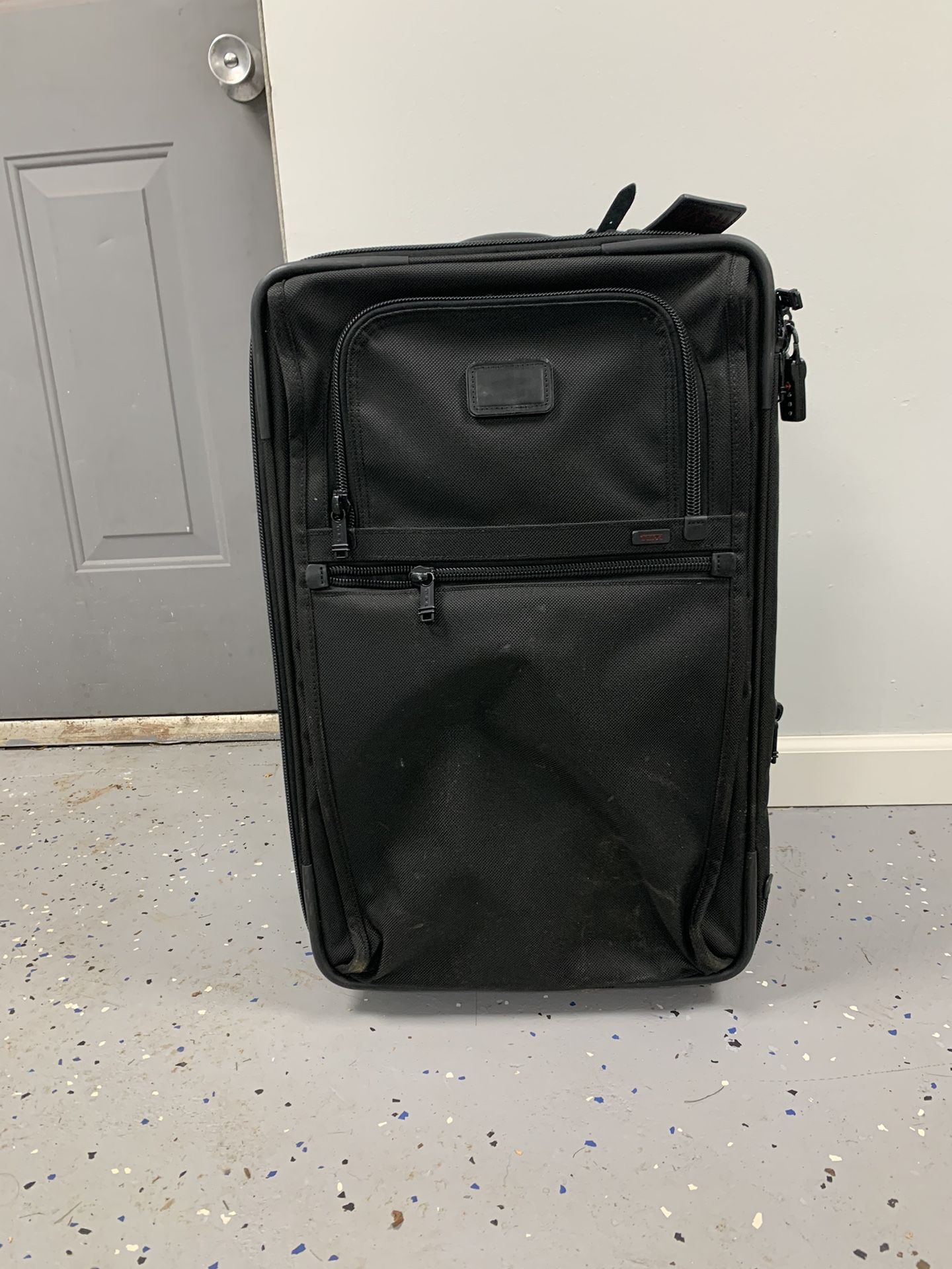 Tumi carryon 