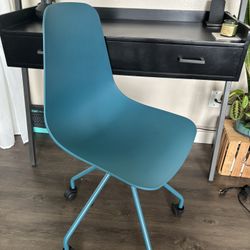 Blue / Teal Desk Chair