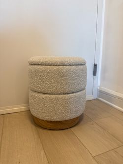 Round Boucle Storage Ottoman with Wood Base