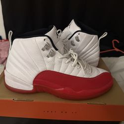 Jordon 12 retro cherry’s