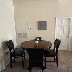 Wood Dining table and 4 Chairs 