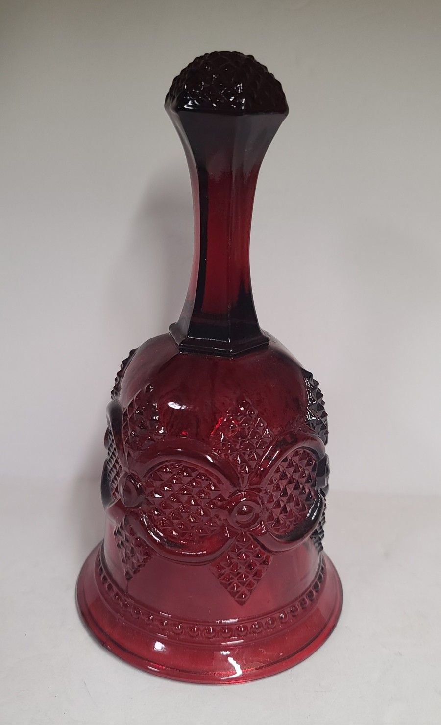Beautiful Vintage Avon Cape Cod Ruby Red Glass Bell 
