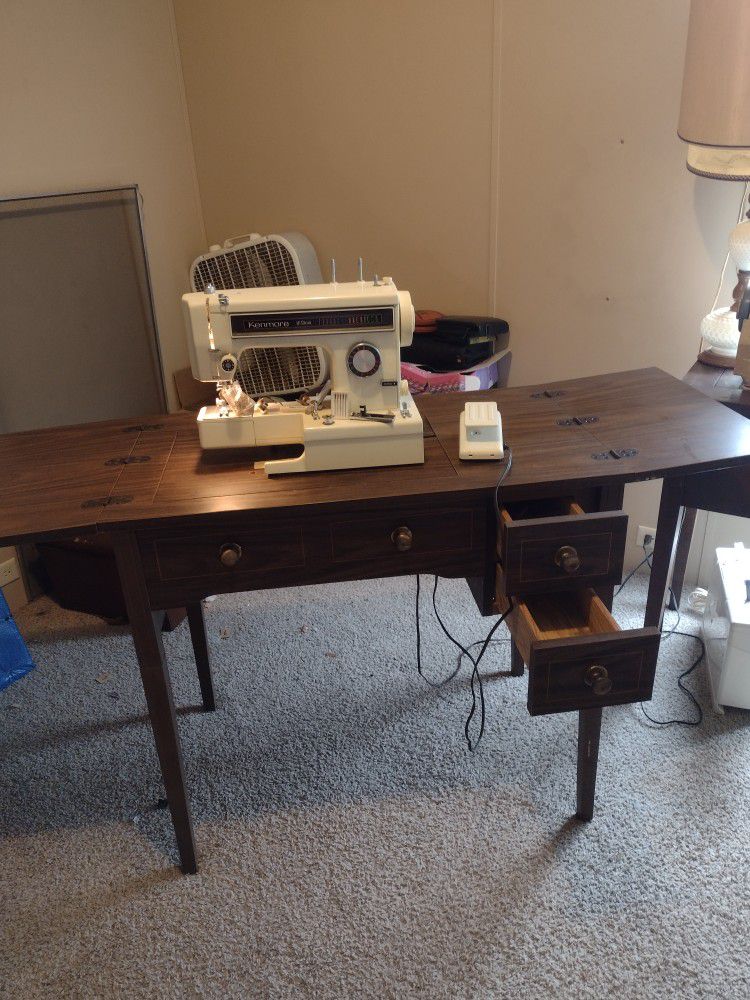 Furniture   Sewing Machine  Kenmore 