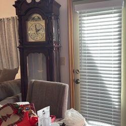 Grandfather Clock 