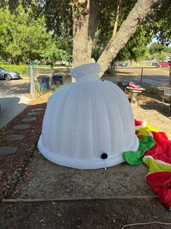 Igloo kids walk in inflatable Christmas. Lights up