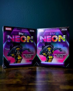 2026 Topps Marvel Neon Mega Box Bundle