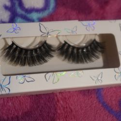 Lashes
