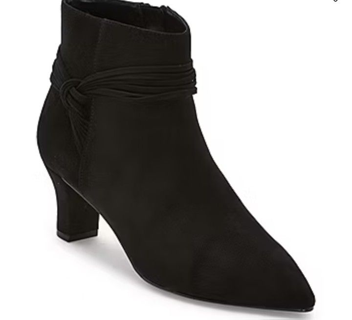 Women's Boots Size 10 New