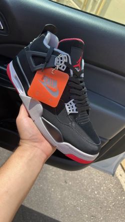 Jordan 4 bred size 8.5, 9.5