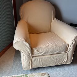 Pottery Barn Rocking Chair With Slipcovers
