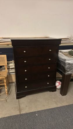 Free dresser
