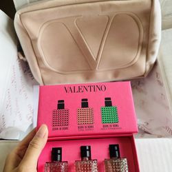 Pouch + Mini Set Valentino Perfume