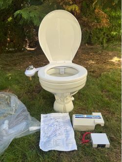 TMC Electric Marine Toilet fo1560