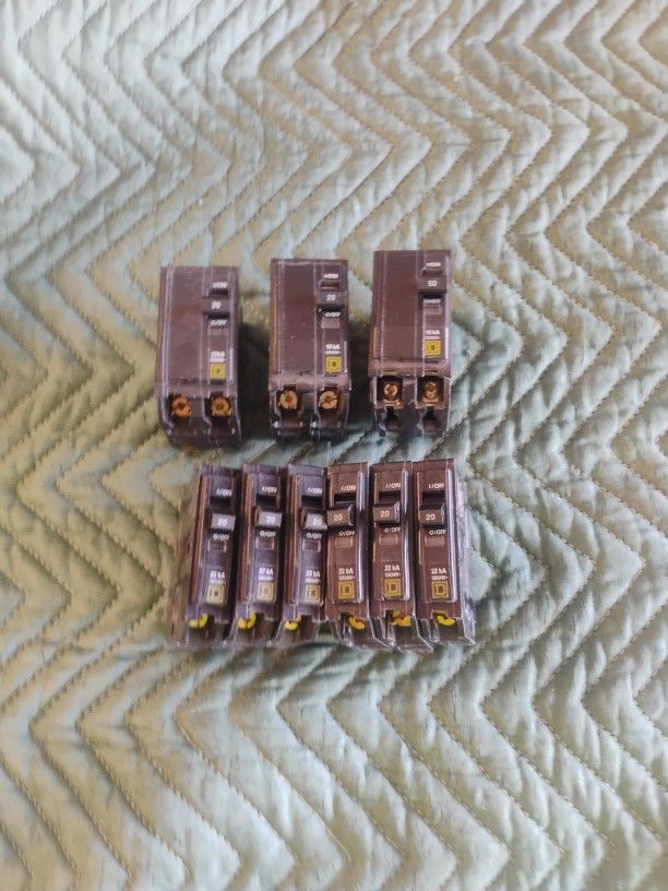 SQUARE D BREAKERS