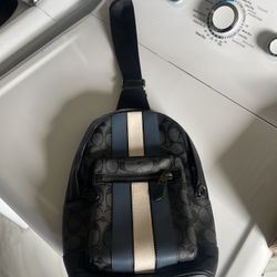 Couch Crossbody Wear 