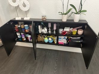 Vesta Wall mounted Storage unit