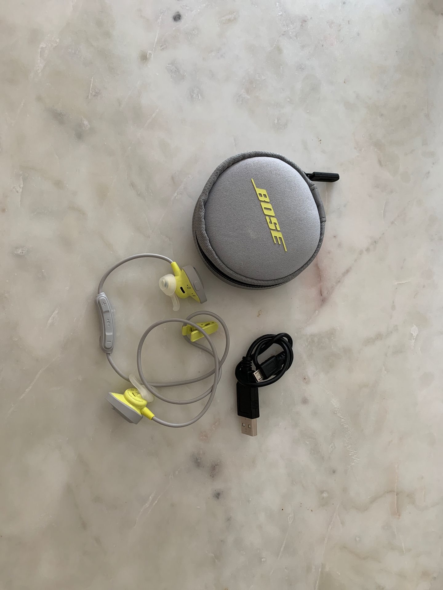 Bose earbuds sport