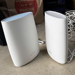 Netgear Orbi Router and Satellite