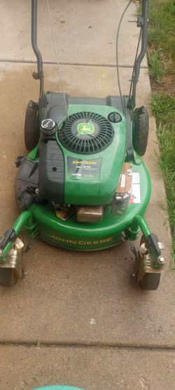 John Deere JS45 Commercial Mower